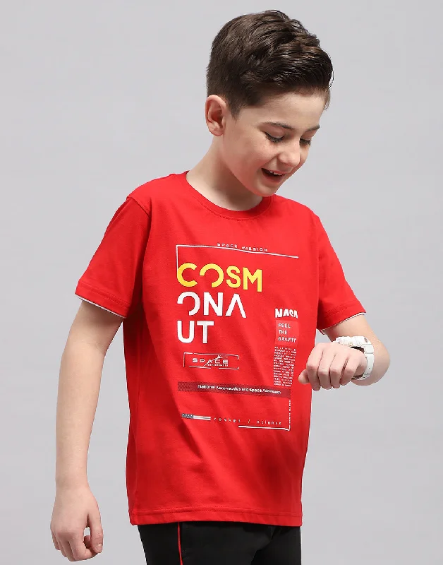 Boys Red Printed Round Neck Half Sleeve T-Shirt Boys Red Printed Round Neck Half Sleeve T-Shirt
